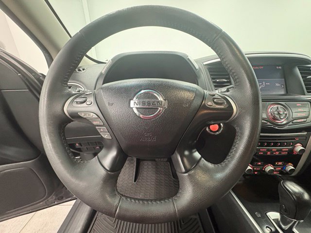 2017 Nissan Pathfinder SV - Photo 21