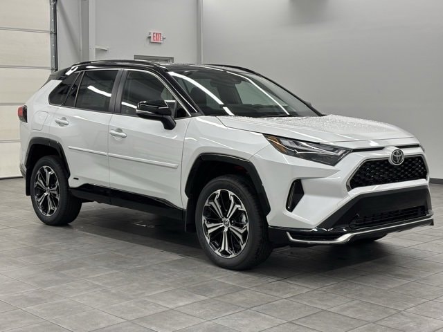 2025 Toyota RAV4 XSE's photo