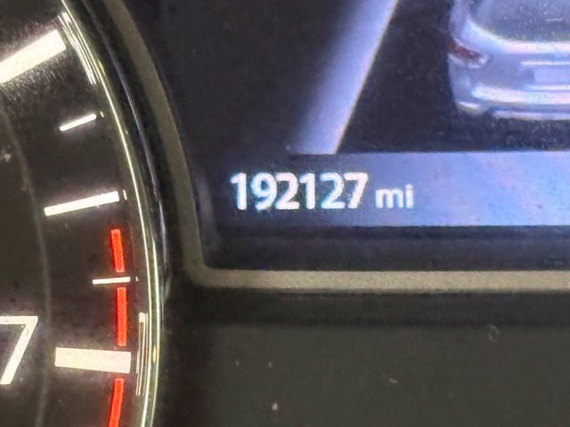 2017 Nissan Pathfinder SV - Photo 28