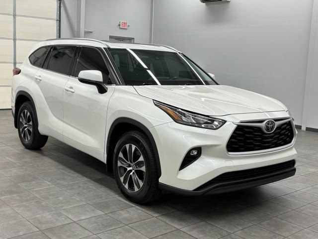 2020 Toyota Highlander SUV 