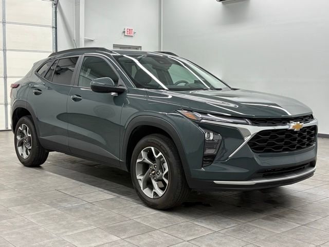 2025 Chevrolet Trax SUV 