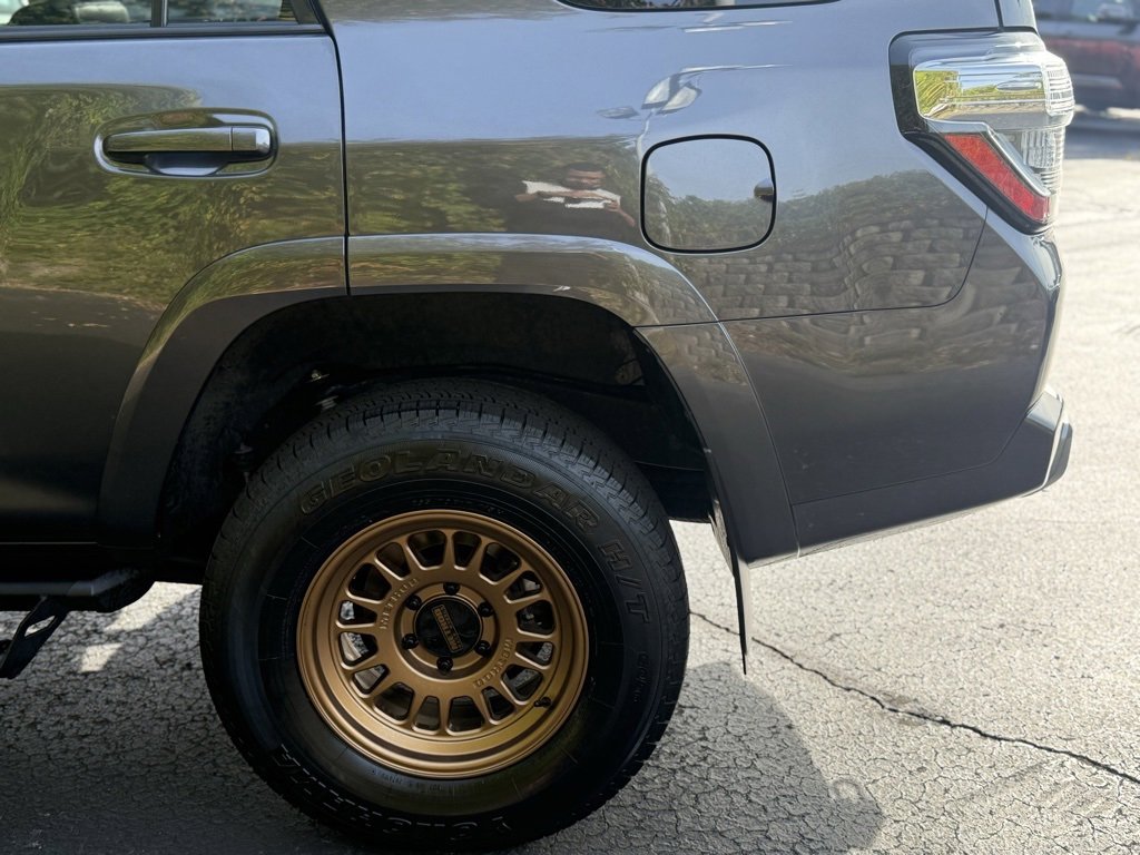 2023 Toyota 4Runner TRD Off-Road Premium photo 4