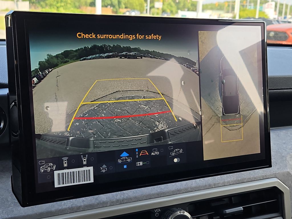 2025 Toyota Tacoma Trailhunter - Photo 11