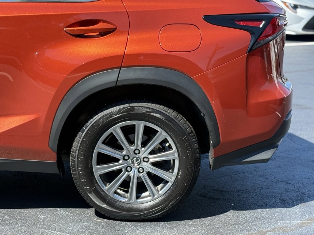2020 Lexus NX 300 photo 3