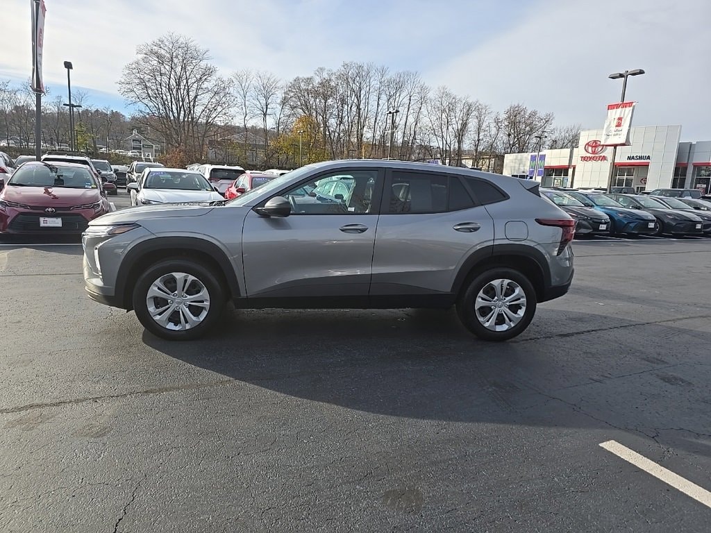 Used 2024 Chevrolet Trax LS Sport Utility