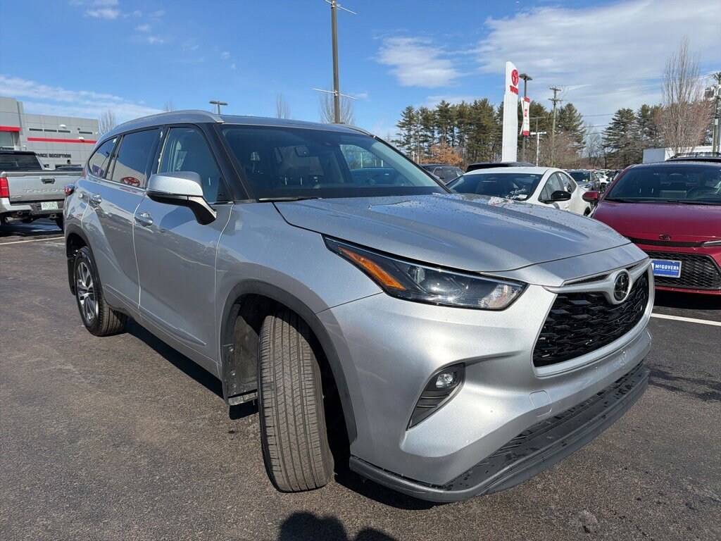 Certified 2022 Toyota Highlander XLE Sport Utility