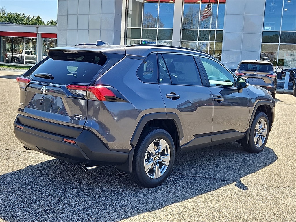 New 2025 Toyota RAV4 XLE SUV