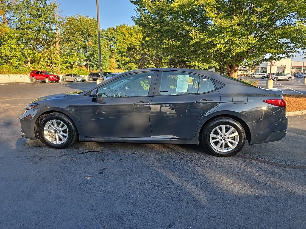 2025 Toyota Camry LE photo 3