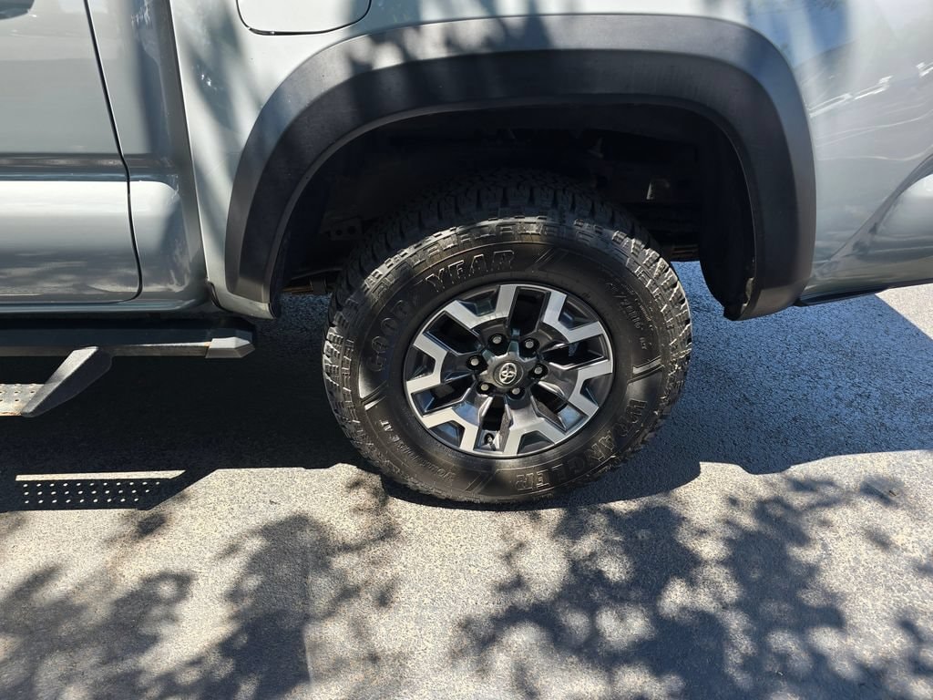 Used 2018 Toyota Tacoma TRD Off-Road Truck