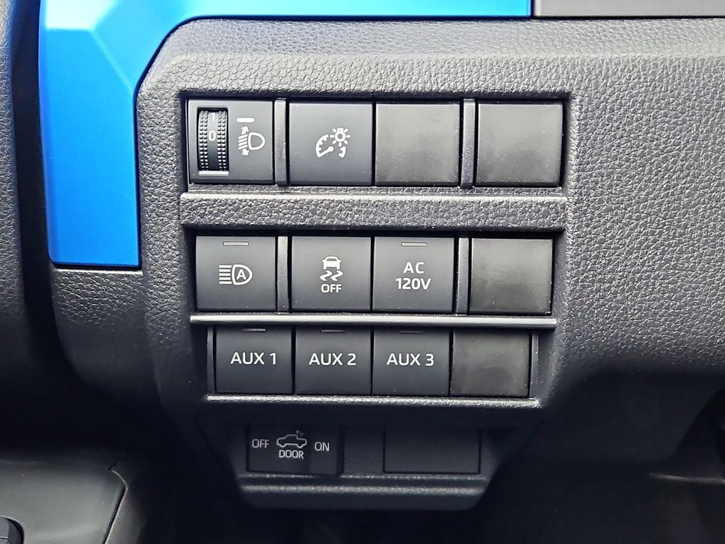 2025 Toyota Tacoma TRD Off Road - Photo 10