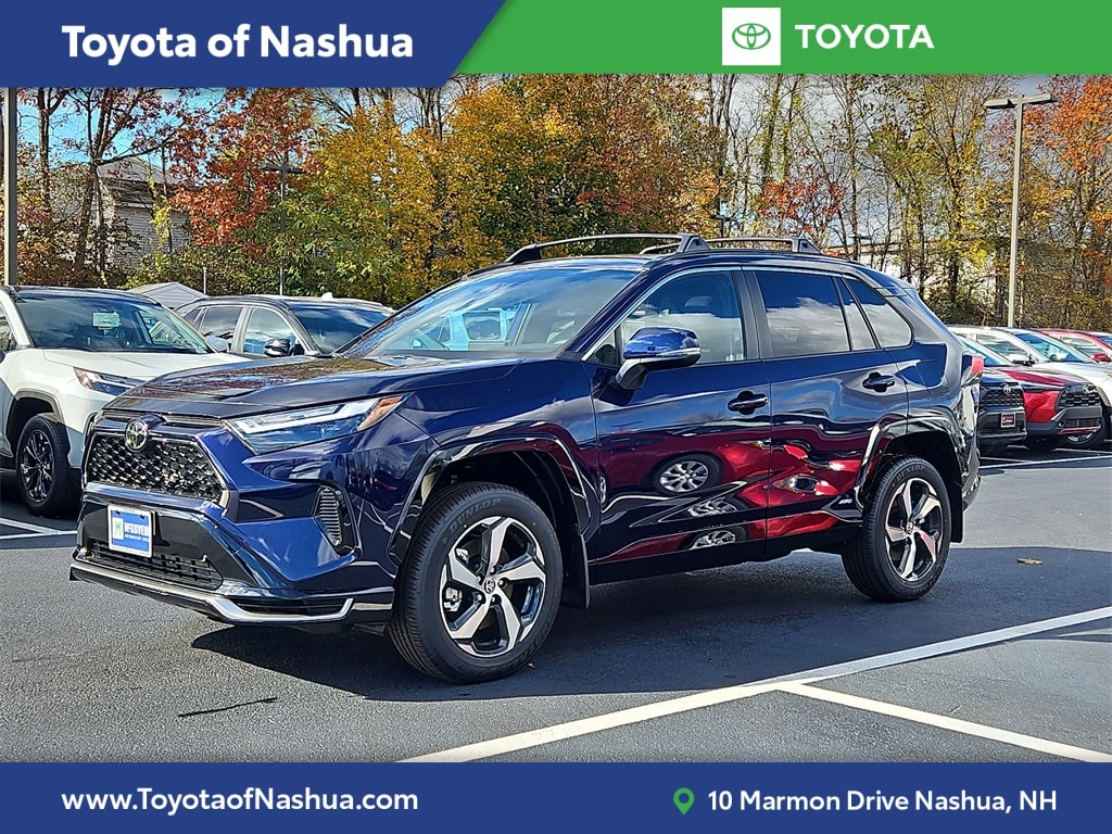 2025 Toyota RAV4 SE's photo