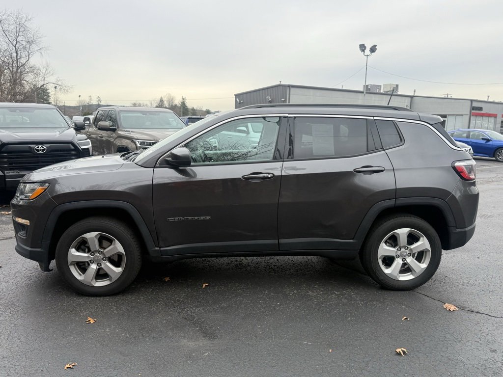 2021 Jeep Compass Latitude photo 3