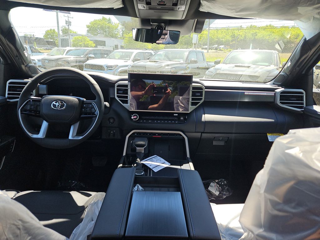 2026 Toyota Tundra Platinum - Photo 8