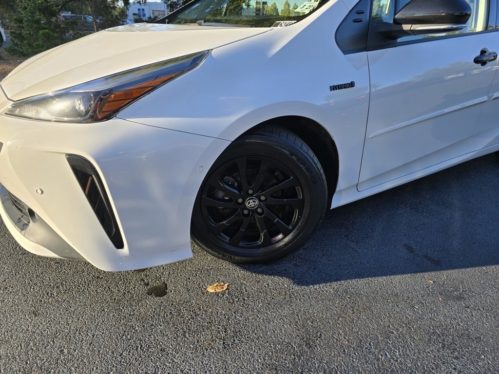 2022 Toyota Prius photo 2