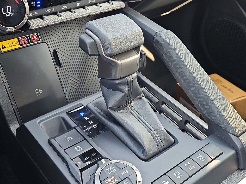 2025 Toyota Tacoma Trailhunter - Photo 19