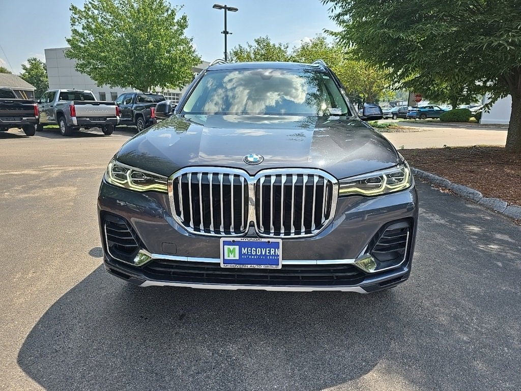 Used 2020 BMW X7 40i with VIN 5UXCW2C06L9C44031 for sale in Nashua, NH