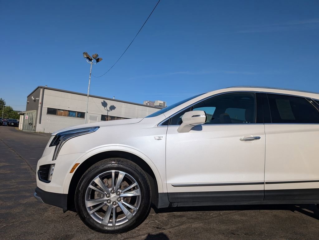 Used 2024 Cadillac XT5 Premium Luxury Sport Utility