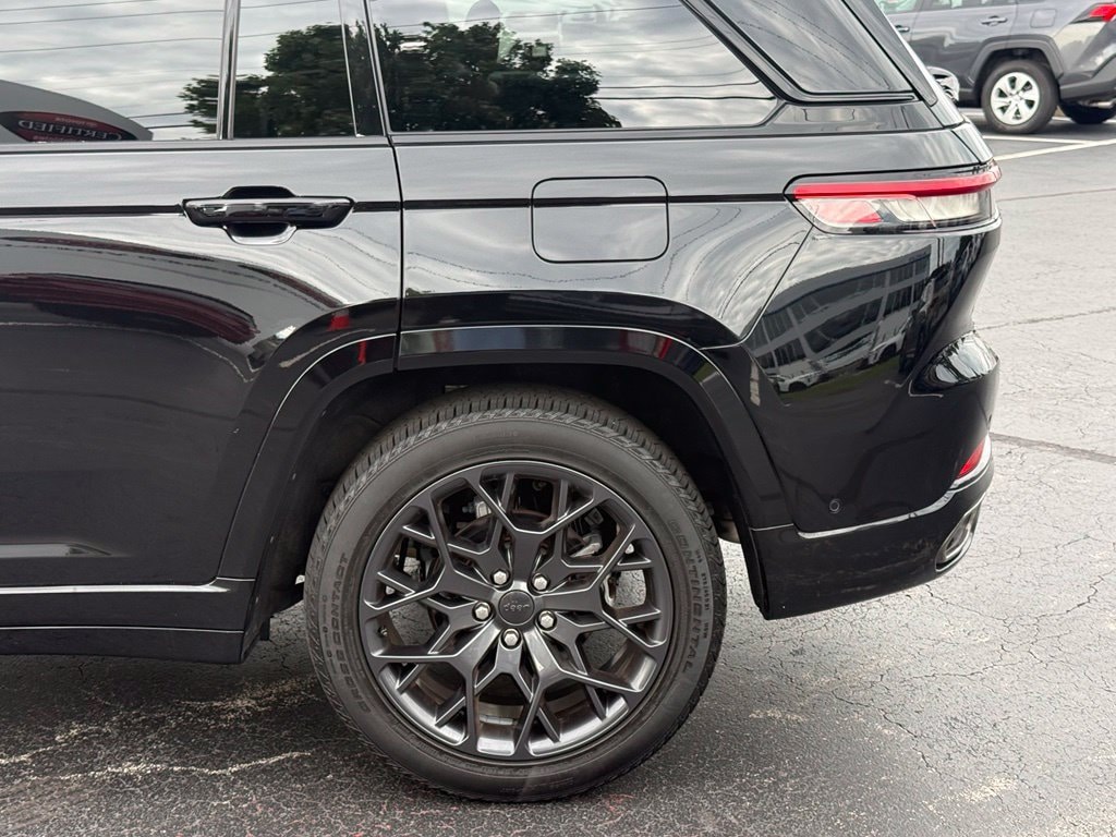Used 2025 Jeep Grand Cherokee Summit Reserve Sport Utility