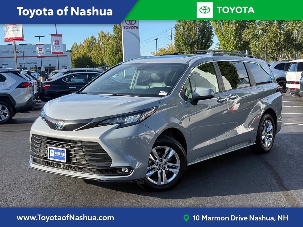 2023 Toyota Sienna Woodland Edition