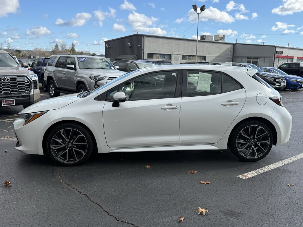 2019 Toyota Corolla XSE photo 3