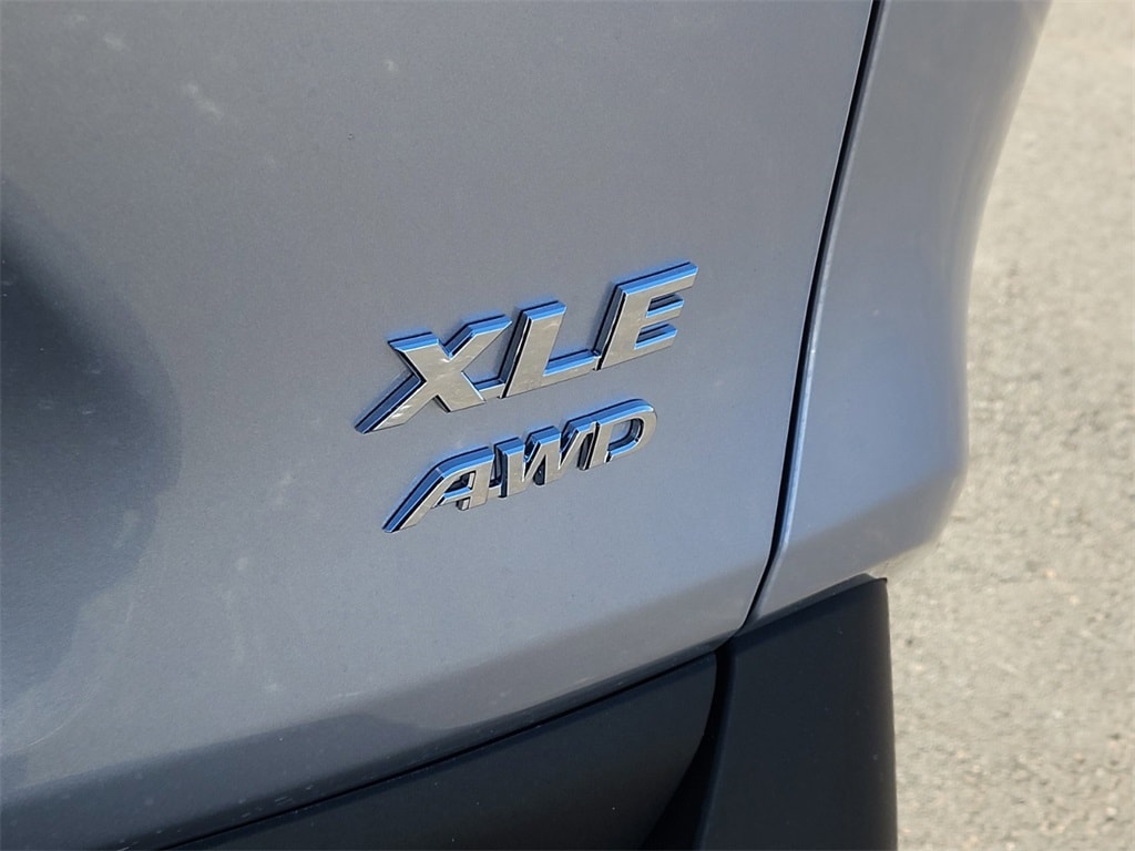 New 2025 Toyota RAV4 XLE SUV