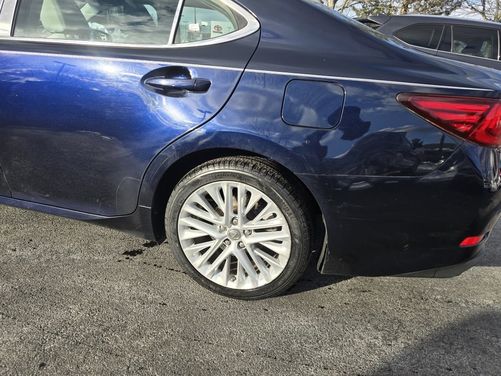 Used 2016 Lexus ES 350 Sedan