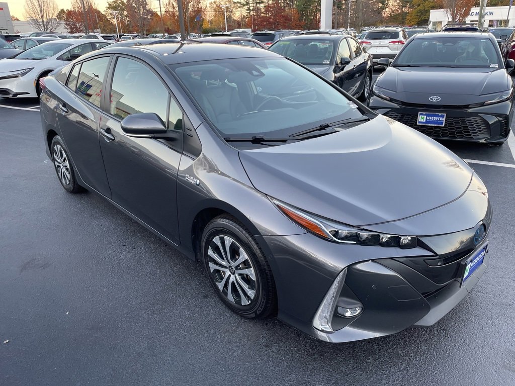 2021 Toyota Prius Prime Limited photo 4