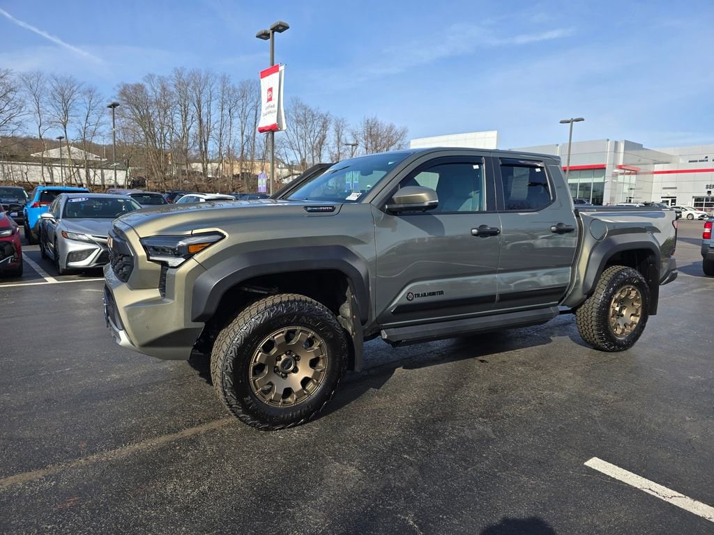 Used 2024 Toyota Tacoma Hybrid Trailhunter Truck