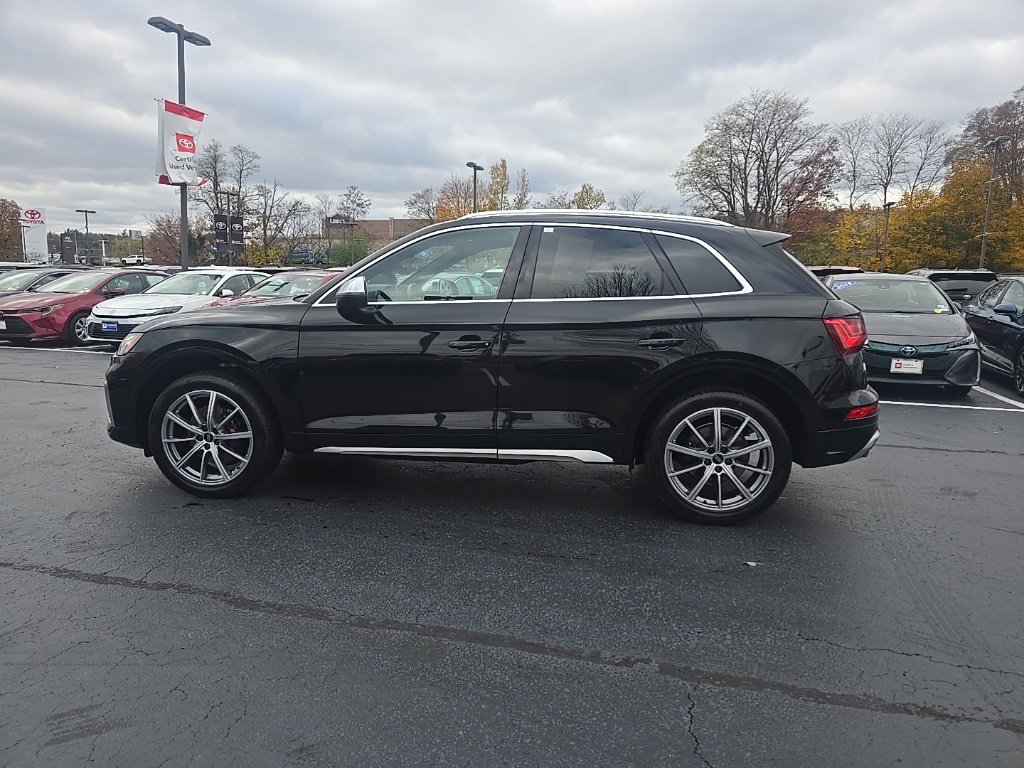 2023 Audi SQ5 Premium Plus photo 2