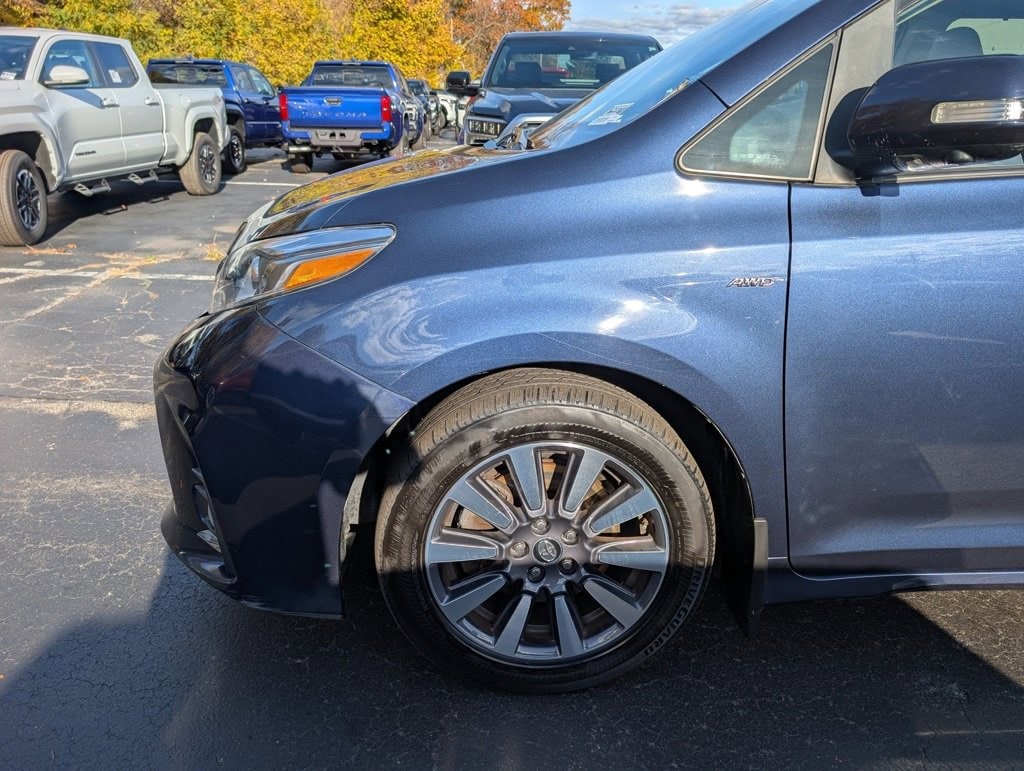 Certified 2019 Toyota Sienna Limited Premium Passenger Van