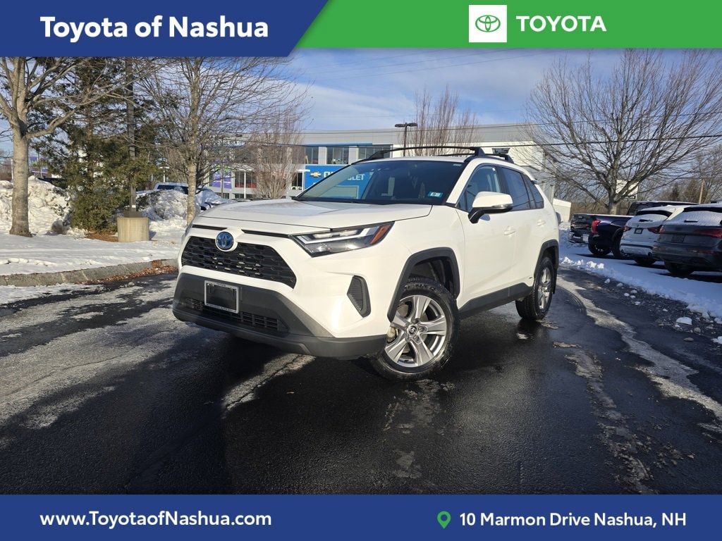 2023 Toyota RAV4 XLE's photo