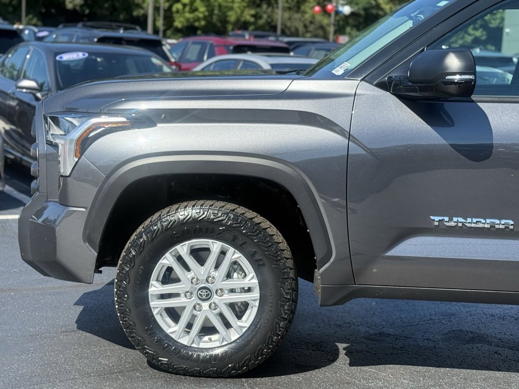 2023 Toyota Tundra SR5 photo 2
