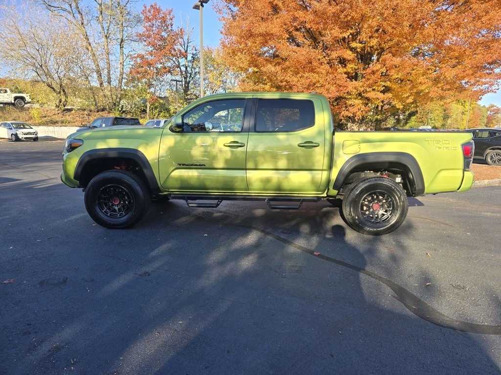 2022 Toyota Tacoma TRD Pro photo 2
