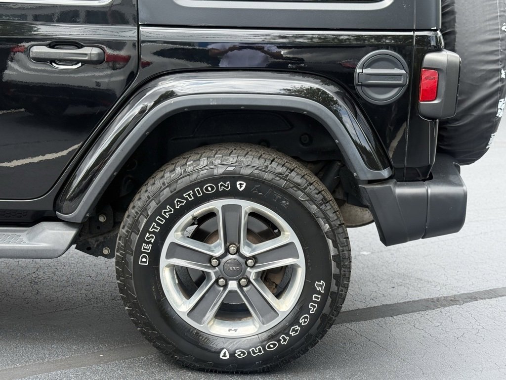 2020 Jeep Wrangler Unlimited Sahara photo 4