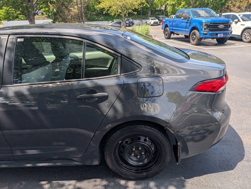 Certified 2025 Toyota Corolla LE Sedan