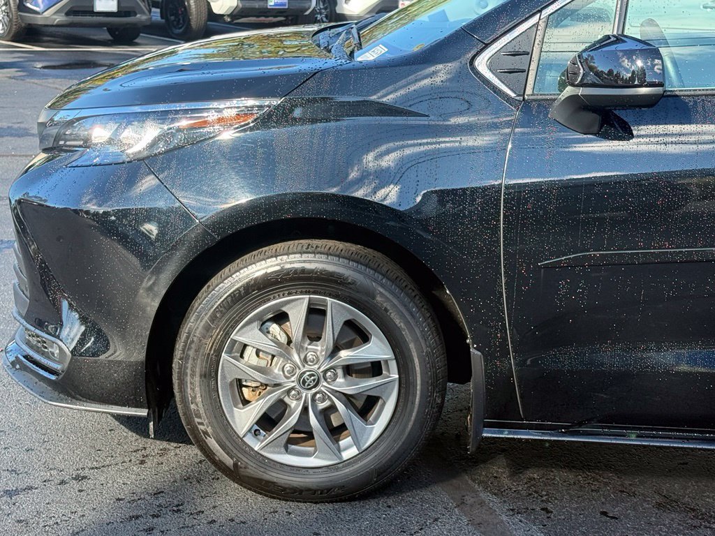 Certified 2025 Toyota Sienna XLE Passenger Van
