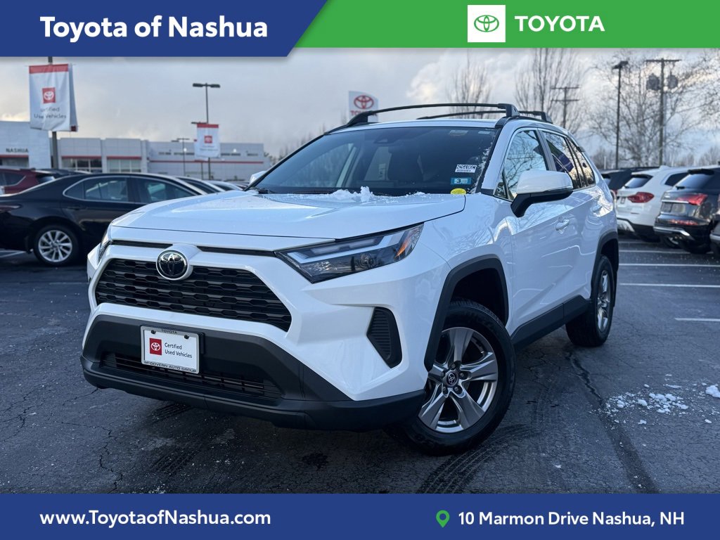 2023 Toyota RAV4 XLE's photo