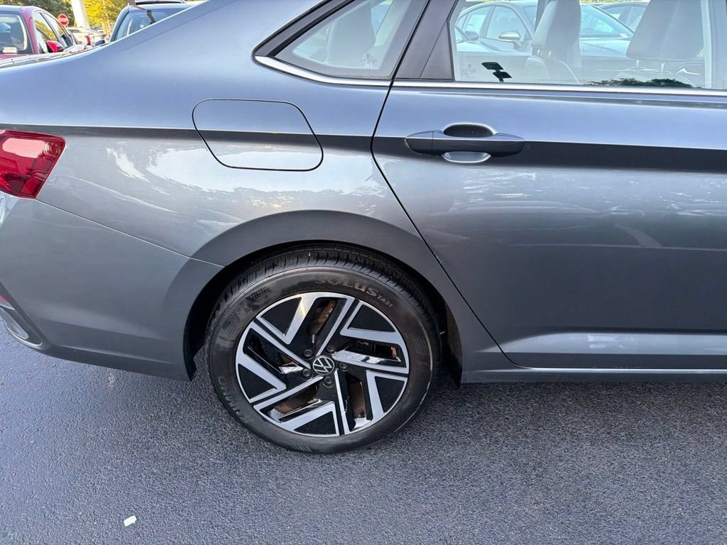 Used 2023 Volkswagen Jetta 1.5T SEL Sedan