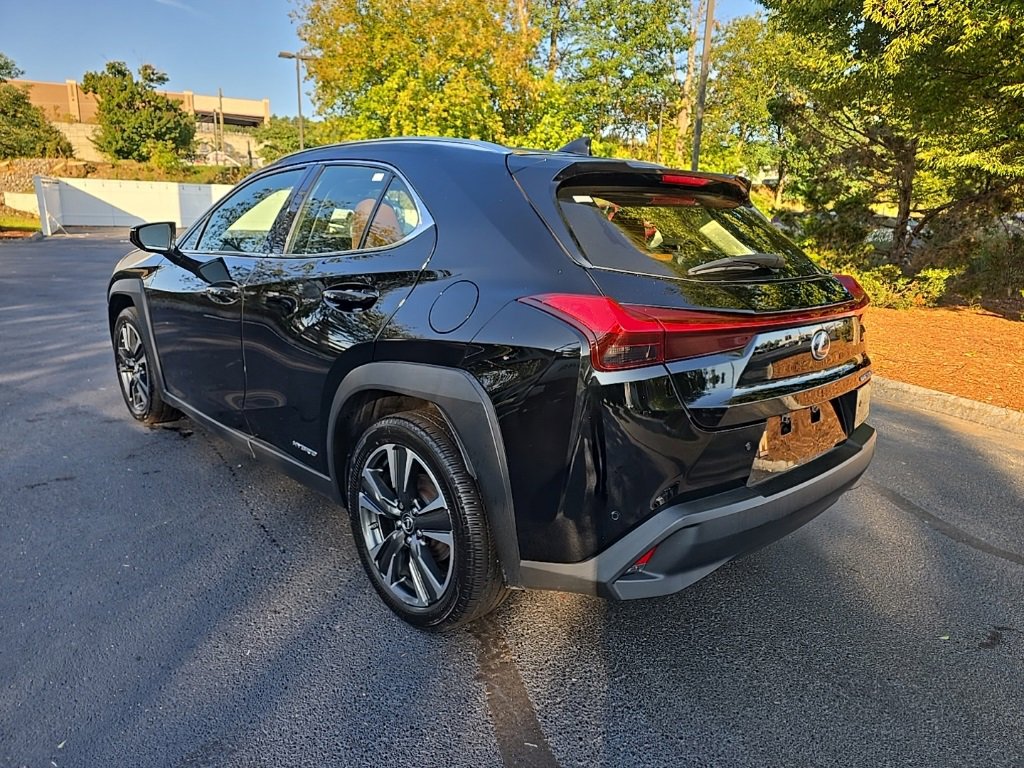 2020 Lexus UX 250h Premium photo 4
