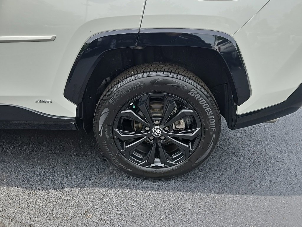 2022 Toyota RAV4 Hybrid XSE photo 4