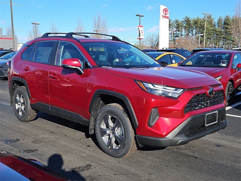 New 2025 Toyota RAV4 Hybrid XLE SUV