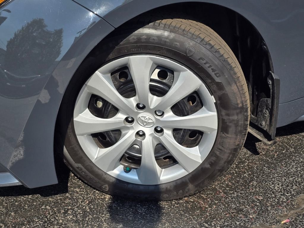 Certified 2025 Toyota Corolla LE Sedan