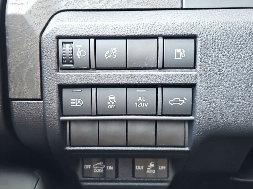 2025 Toyota Tacoma Limited - Photo 13