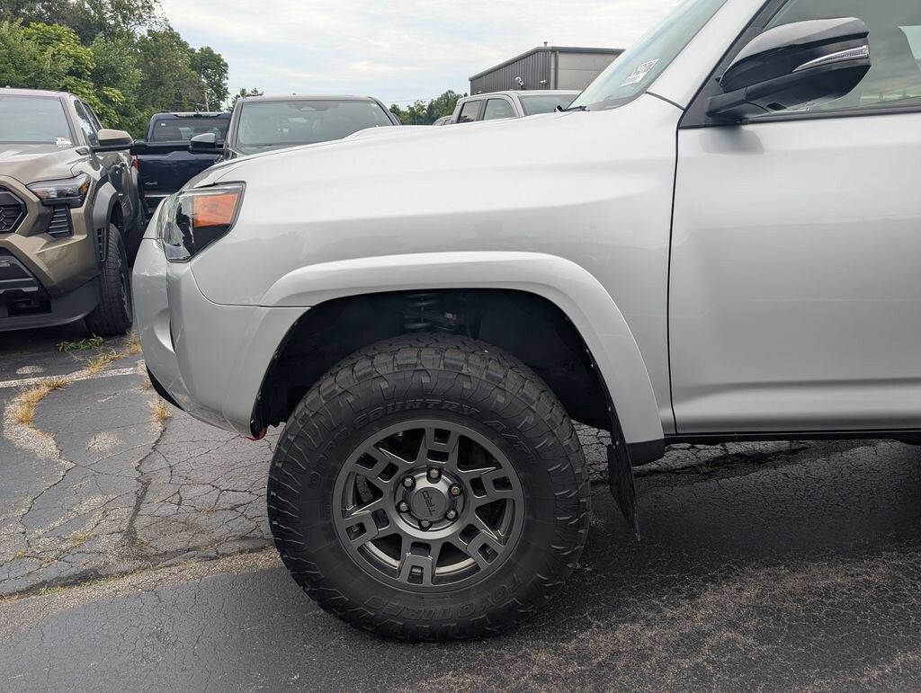 Used 2020 Toyota 4Runner Venture Sport Utility
