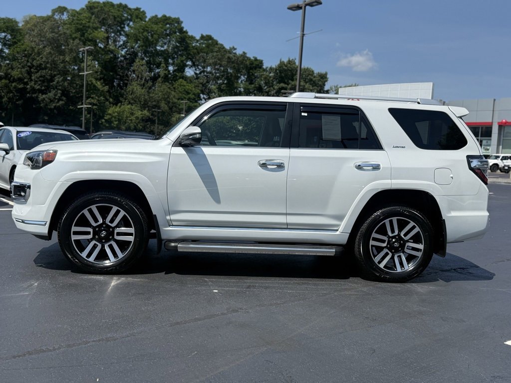 2024 Toyota 4Runner Limited photo 2