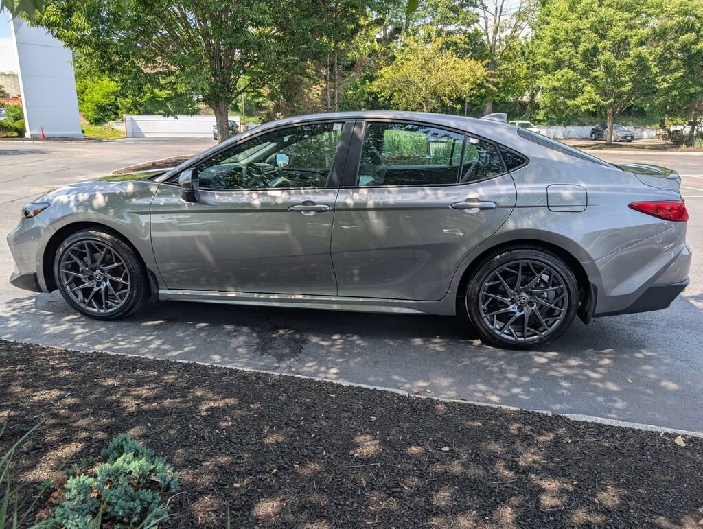 Used 2026 Toyota Camry SE Sedan