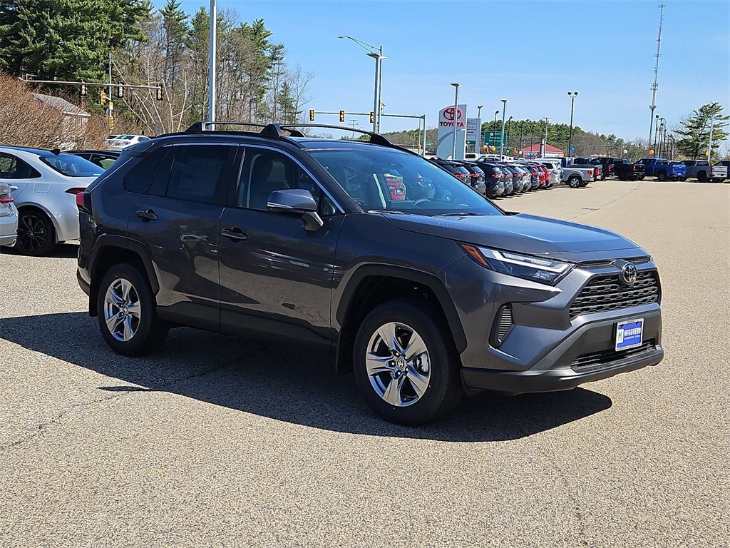 New 2025 Toyota RAV4 XLE SUV