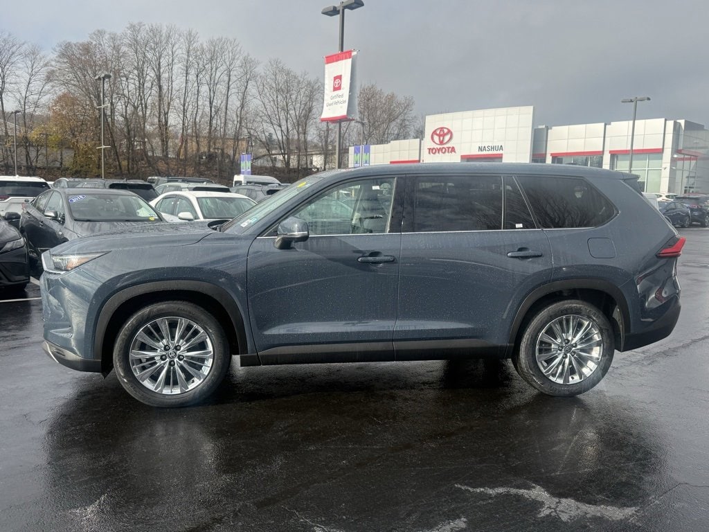 Used 2024 Toyota Grand Highlander Platinum Sport Utility