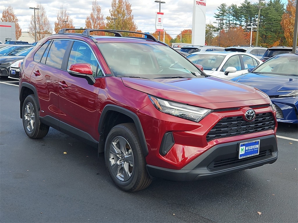 New 2025 Toyota RAV4 Hybrid XLE SUV
