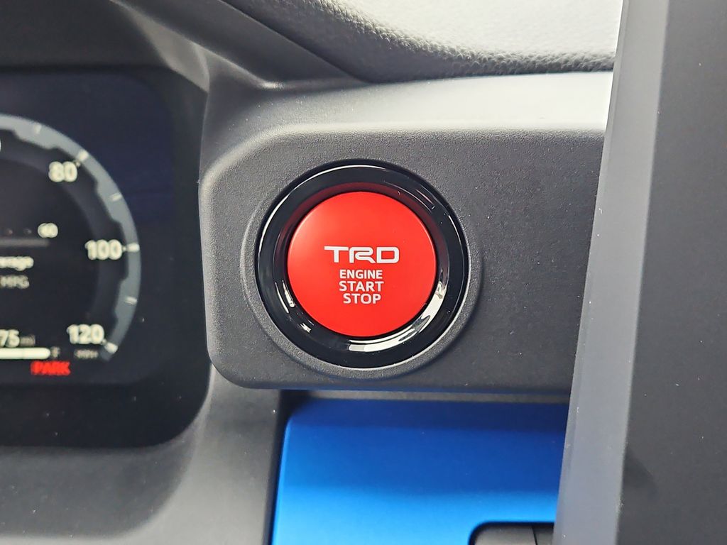 2025 Toyota Tacoma TRD Off Road - Photo 14